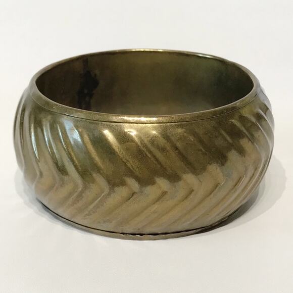 Vintage Brass Ribbed Bracelet Boho India Oversized Wide Chunky Puffy Bollywood - Picture 5 of 10